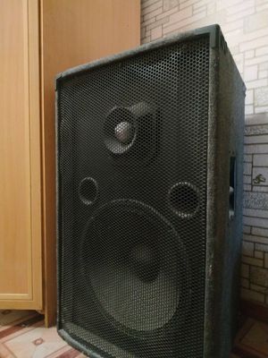 Kalonkalar boshqaruv pulti bilan birga