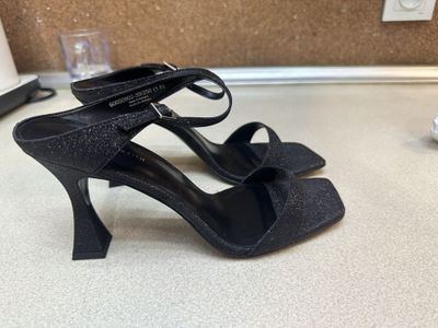 Charles & keith