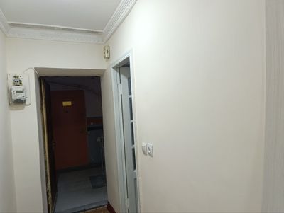 Beruniy metro yonida 400 ye.