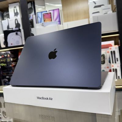 Macbook Air 15" M2 8/256 Midnight