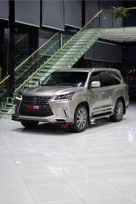 Lexus LX570 Sport Plus