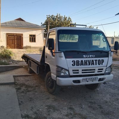 Isuzu эвакуатор