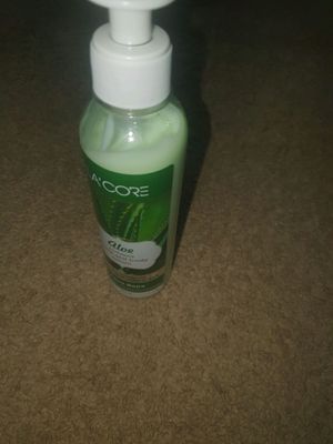 aloe veradan qo'l va tana uchun lasion