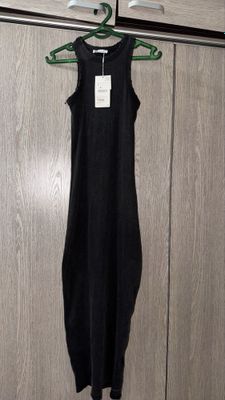 Новое с биркой платье Zara размер s