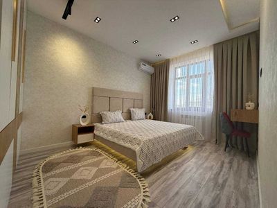 3-x комнатная квартира с Паркенткого. 102*
