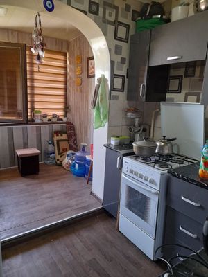 Срочно 3 хонали квартира сотилади