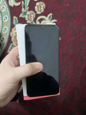 redmi 7 holati yaxshi oladganla tel qlila