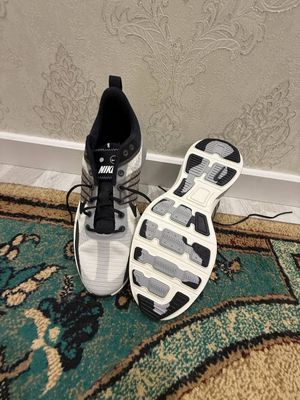 Кроссовки Nike оригинал