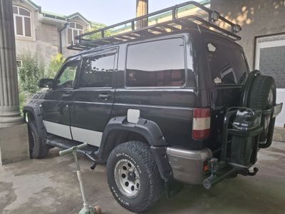 Moshina uaz patriot 2006