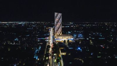 3 xonalik 101m2 /39qavat PIRAMIT TOWER or-r Tekstilniy most KOROBKA/+