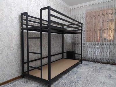 г. Продаётся двухярусная кровать в хорошем состоянии 1