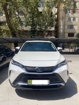Продается Toyota Venza Hybrid XLE 2021 года