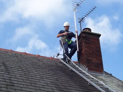 Uyizga va ishxonangizga antena urnatamiz