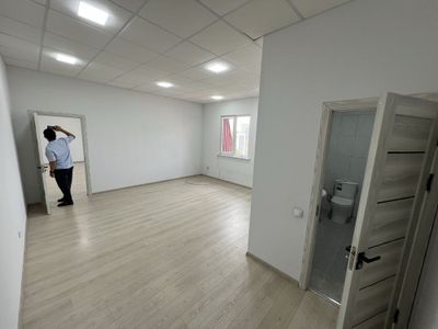 Аренда под офис метро БИЙ (Максим Горкий) 66м2 2 комната 990$