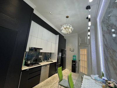 Продается 4х ком. квартира, ЖК Meraas, ор-р: Текстил. Мост, 122 м2