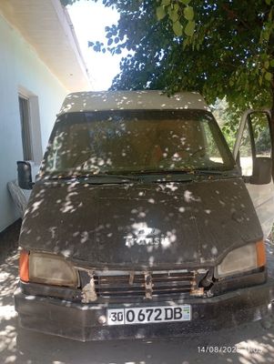 Ford Transit sotiladi