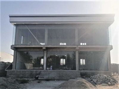 2 qavatli Savdo Majmuasi binosi sotiladi