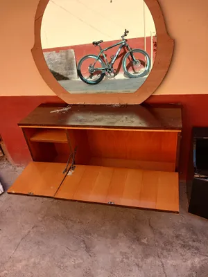 Mebel oynasi va tumbochasi Sotiladi