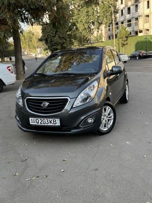 Arenda spark avtomat 27.000probeg kraska toza