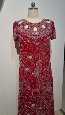 ko'ylak poycha sotiladi 3mln bir marta kiyilgan