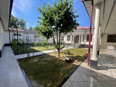 М. Горький | м. БИЙ 6-соток 5-комнат 320 м2 [ДМ-339]