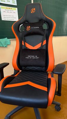 Игровое кресло в