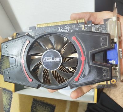 Videokarta - gts 450 sotiladi. Продам гтс 450. 200 kelishiladi