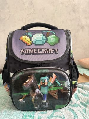 Школьный майнкрафт,фирменный ,состояние хорошее