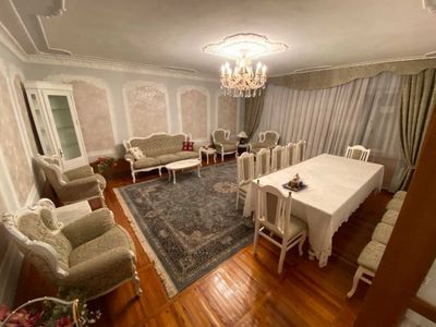 Сдается 5-ком. кв. возле наб. Анхор, ул. Ю. Раджаби, м. Космонавты