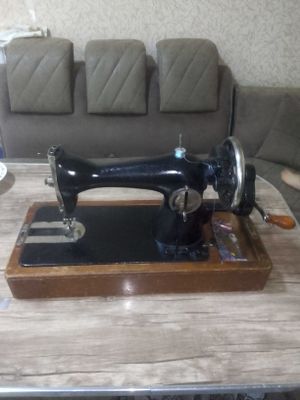 Тикув машинаси сотилади
