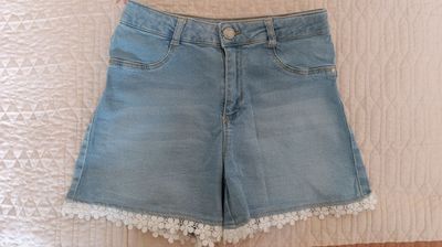 Джинсовые шорты LC Waikiki на девочку 10-12 лет в идеальном состоянии