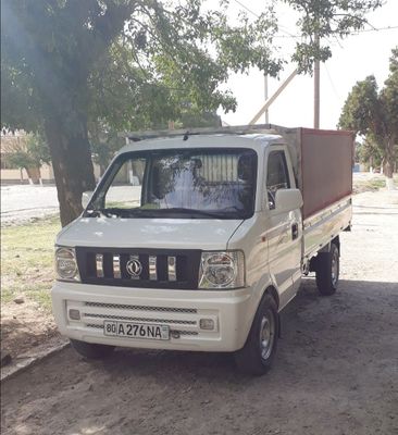 Dongfeng yengil yuk avtomobili sotiladi