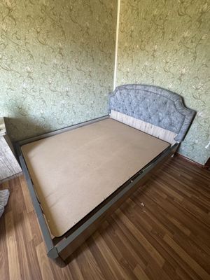 Кровать двуспальная с ящиками хранения