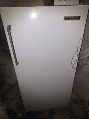 Продается холодильник Бирюса