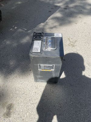 60 ga 30 batareyka sotiladi