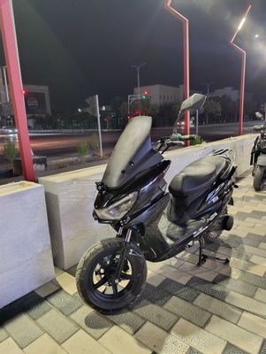 Макси скутер 150 куб