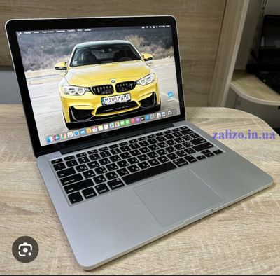 Macbook sotiladi