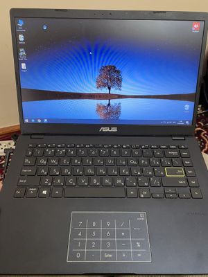 Asus Vivobook 4/128 gb