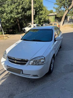 Lasetti srochna sotiladi