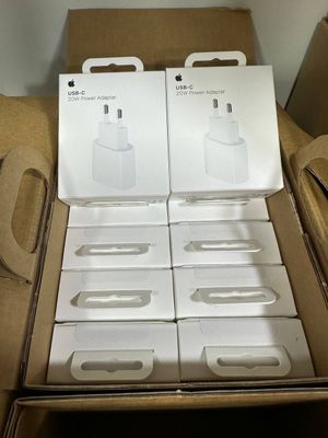 iPhone USB-C 20W Power Adapter 100 % Original Kafolat 1 Yil Dubai 12$