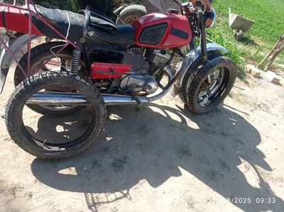 Mototsikl udar zoʻri. Ratnoy zavod turibdi gilza 0.25.karopkasi ochilm