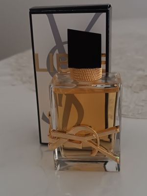 Духи Yves Saint Laurent (libre)