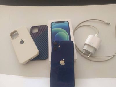 Iphone 12 mini .