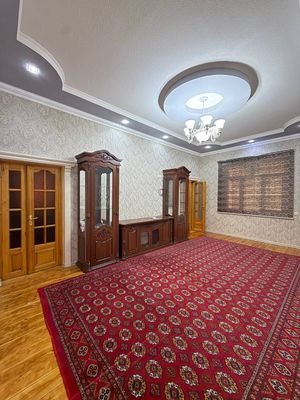 Сдаётся в аренду дом со всеми удобствами в центре