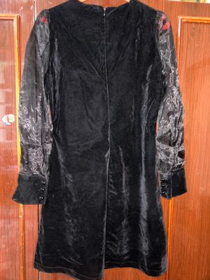 Платье
