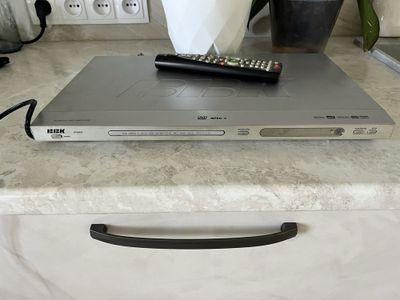 DVD BBK в отличном состояние