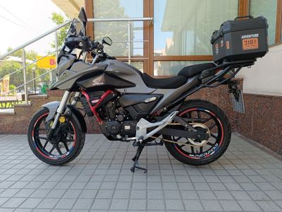 Мотоцикл LIFAN KPT 200