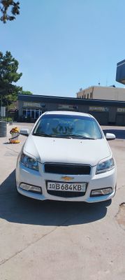 Chevrolet Nexia 3 Avtomat. Бежевый салон.