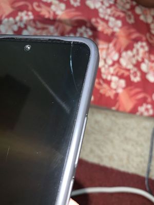 Telefon sotiladi