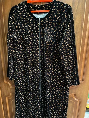 Две Домашние халаты Черное и малиновое